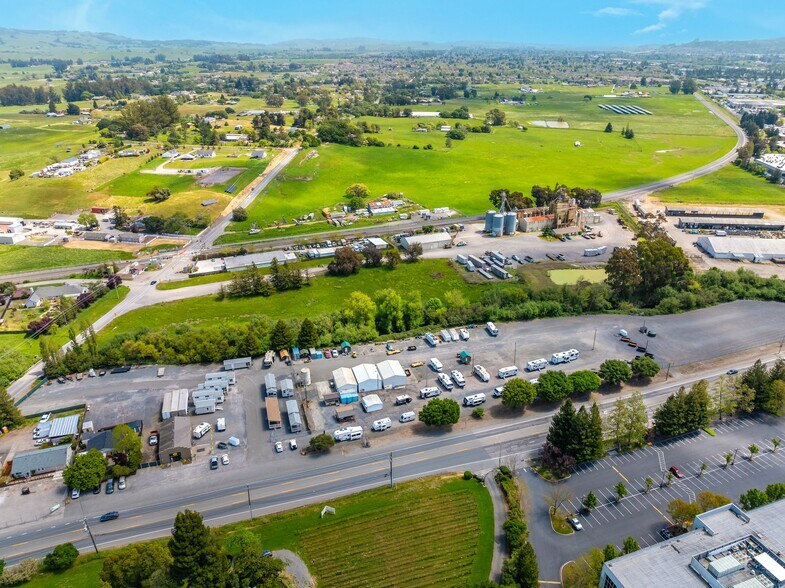 More Photos Of 5500 Old Redwood Hwy, Petaluma Land For Lease