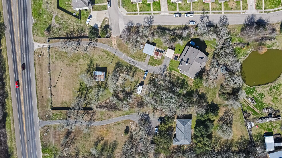 More Photos Of 13863 FM 2154 Rd, College Station Showroom For Sale