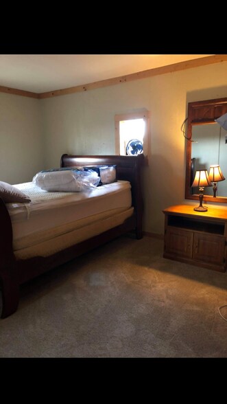 More Photos Of 3980 Ann Arbor Rd, Jackson Light Manufacturing For Sale