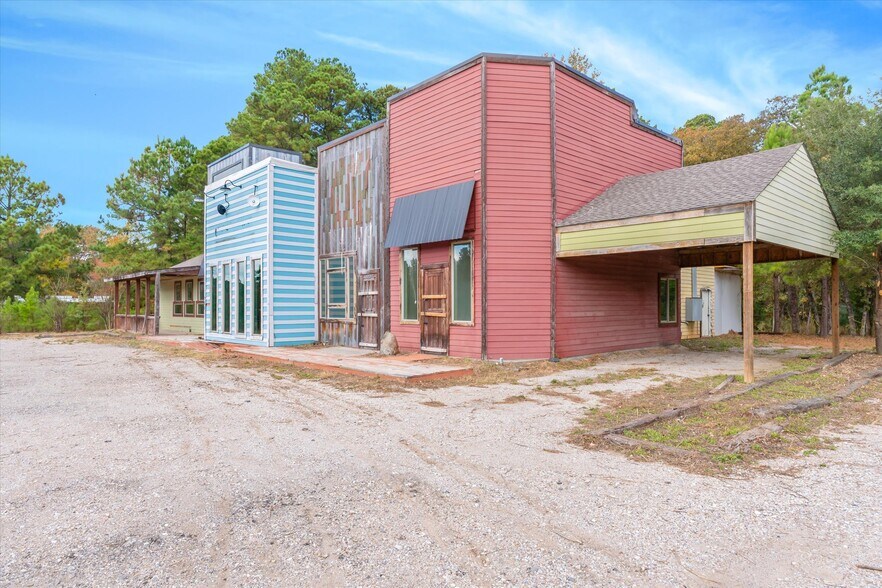 More Photos Of 700 NW Loop 564, Mineola Flex For Sale