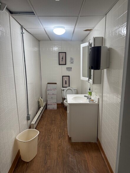 More Photos Of 8508 Lansdowne Ave, Upper Darby Township Freestanding For Sale
