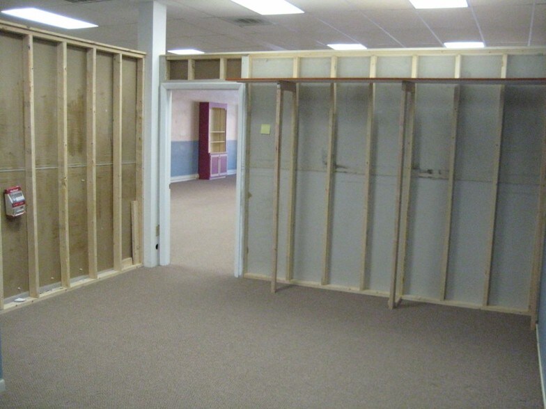 More Photos Of 61-65 E Main St, Westminster Office For Lease