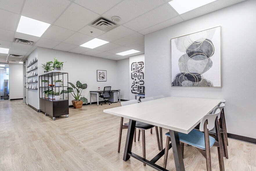 More Photos Of 3030 NW Expressway, Oklahoma City Coworking Space