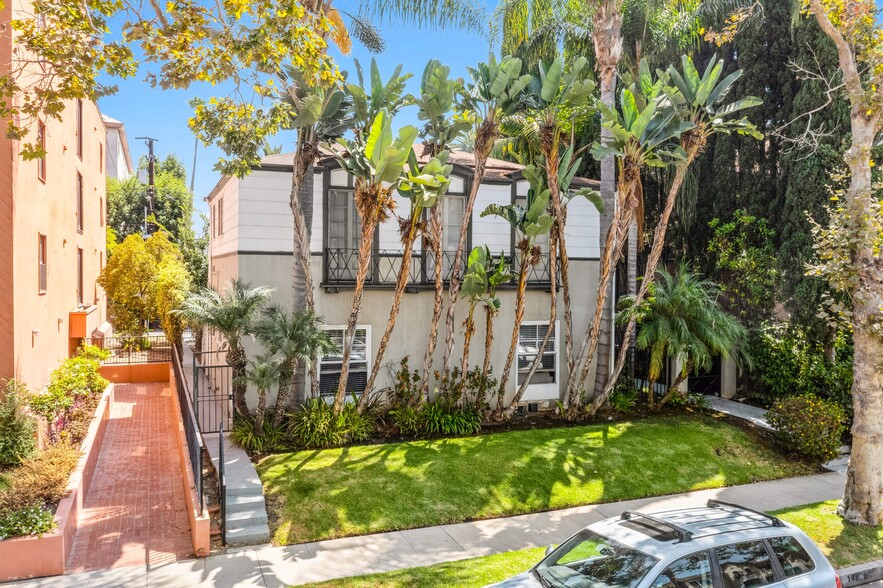 Primary Photo Of 148 S Maple Dr, Beverly Hills Apartments For Sale