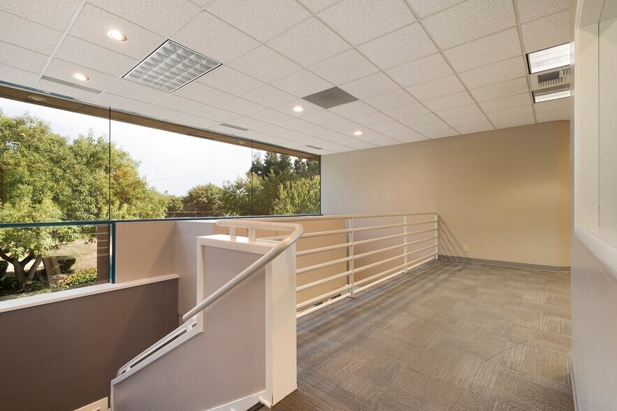 More Photos Of 500 W East Ave, Chico Office For Sale
