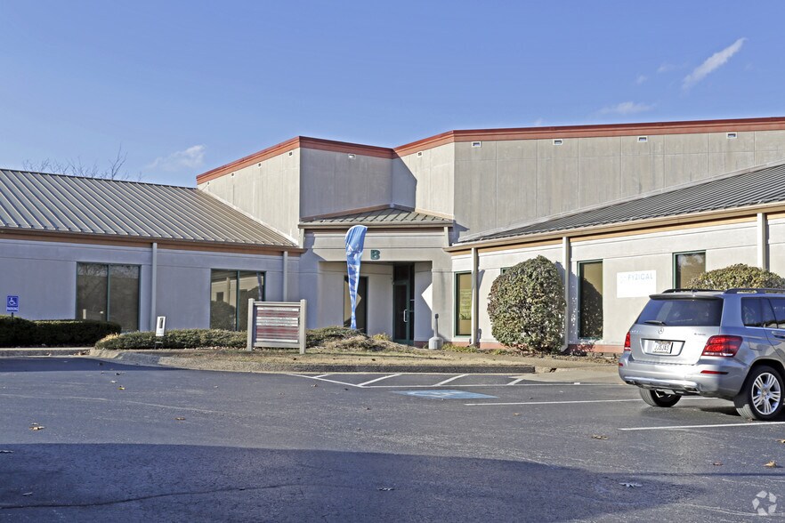 More Photos Of 1801 Forest Hills Blvd, Bella Vista Medical For Lease