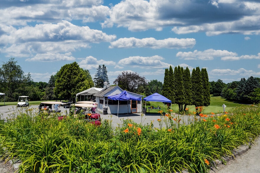 More Photos Of 1450 Brace Rd, Victor Golf Course Driving Range For Sale