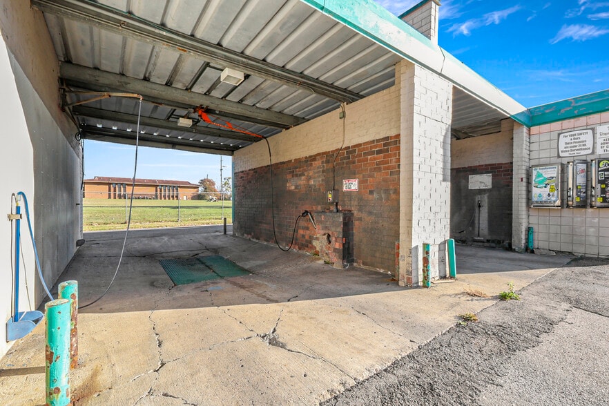 More Photos Of 3422 Flushing Rd, Flint Auto Repair For Sale