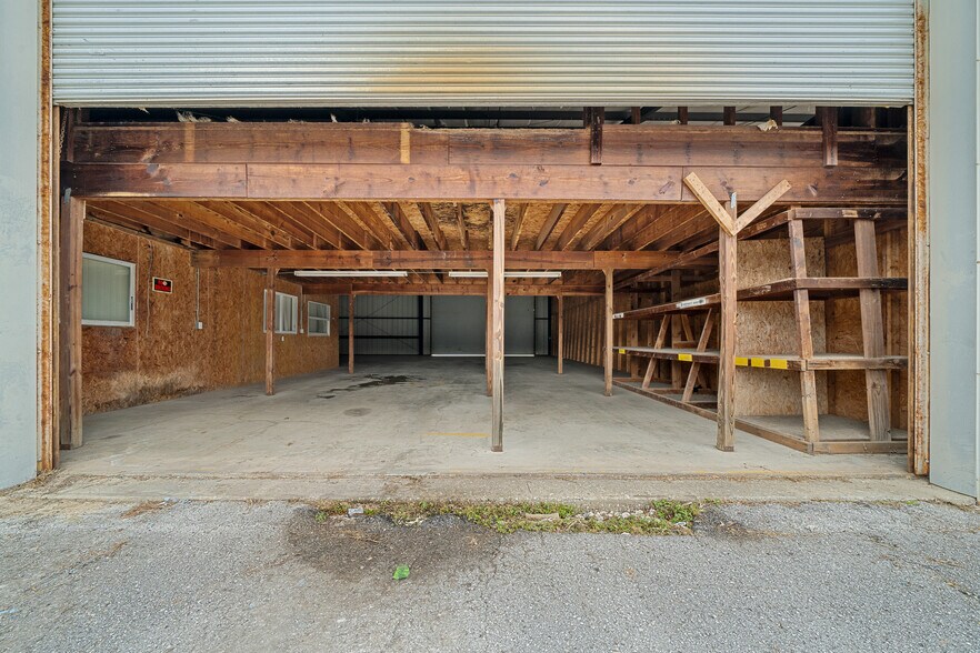 More Photos Of 11641 SW 90th Ter, Ocala Warehouse For Lease