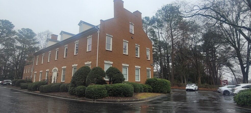 More Photos Of 1936 N Druid Hills Rd NE, Atlanta Medical For Sale