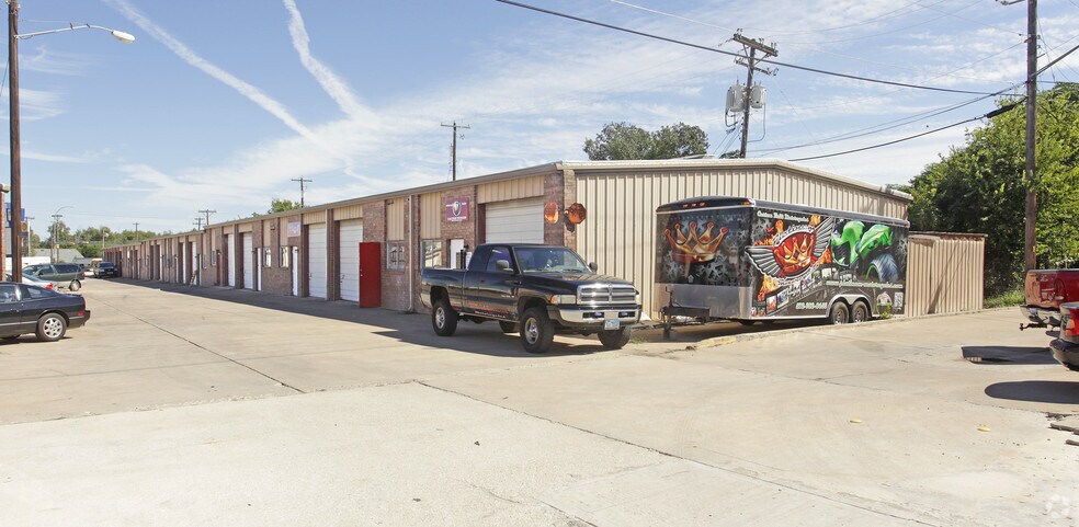 More Photos Of 13200 Pond Springs Rd, Austin Unknown For Lease
