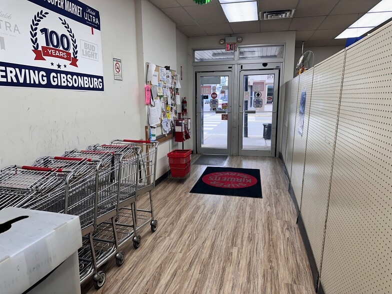 More Photos Of 104 W Madison St, Gibsonburg General Retail For Sale