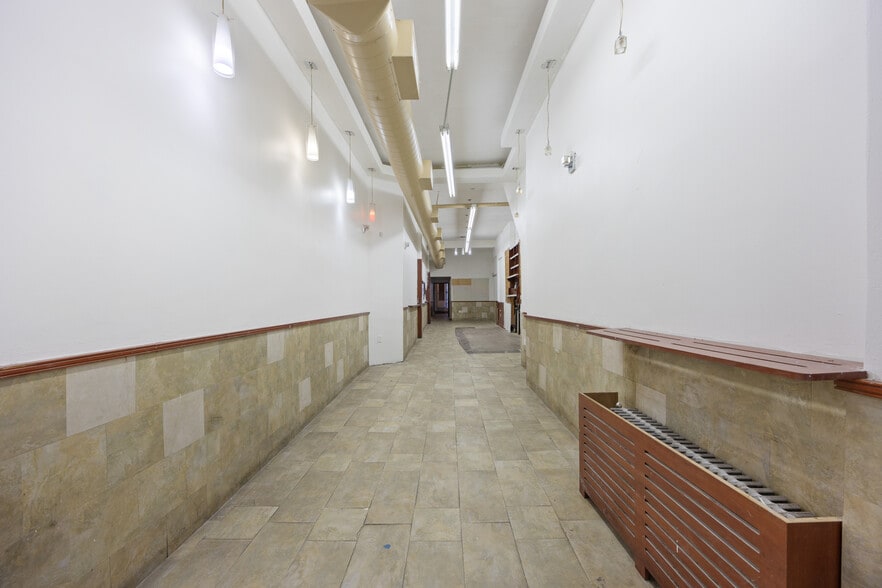 More Photos Of 314-318 W 36th St, New York Apartments For Lease