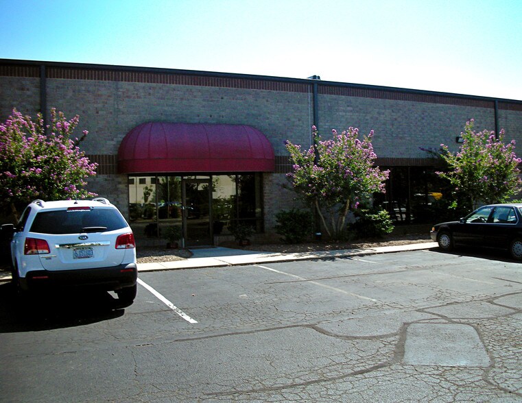 More Photos Of 1403 S Third St, Mebane Warehouse For Lease