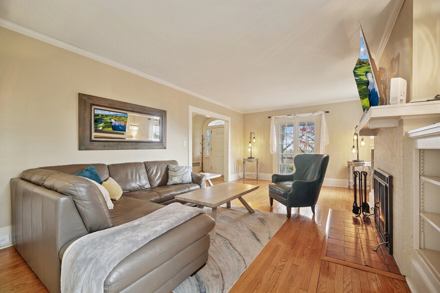 More Photos Of 526 Highland Ave, Montclair Hospitality For Sale