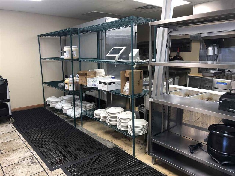 More Photos Of 675 S Main St, Brownsville Restaurant For Sale