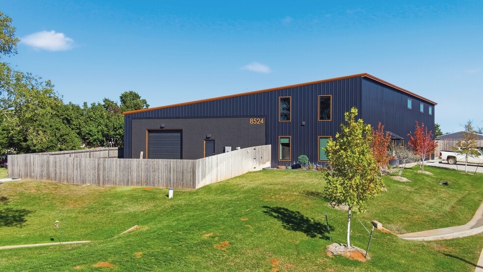 More Photos Of 8524 N Sooner Rd, Oklahoma City Industrial For Lease