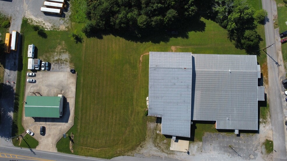 More Photos Of 8769 Dayton Pike, Soddy Daisy Warehouse For Sale