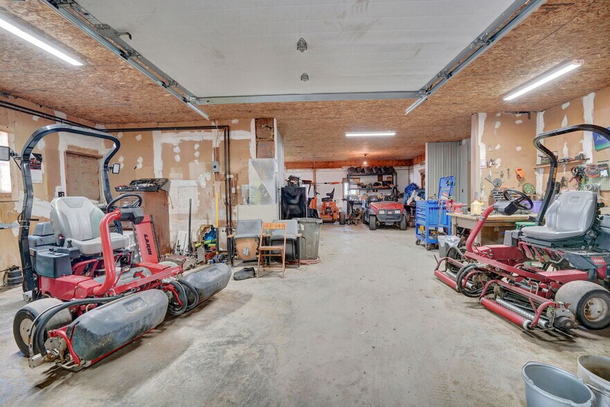 More Photos Of 12486 Beebe Rd, Silver Creek Golf Course Driving Range For Sale