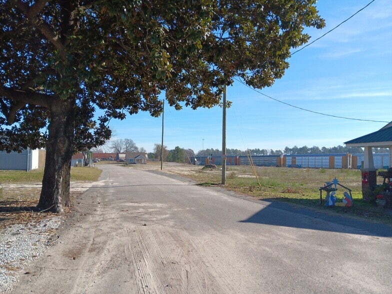 More Photos Of 712 McDuffie St, Cayce Land For Sale