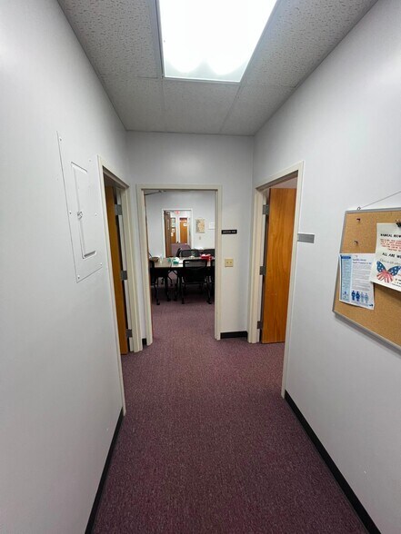 More Photos Of 320 E Lee Ave, Yadkinville Medical For Sale