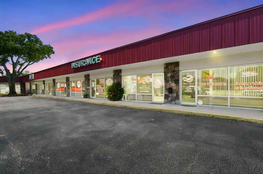 More Photos Of 2140 Drew St, Clearwater Unknown For Lease