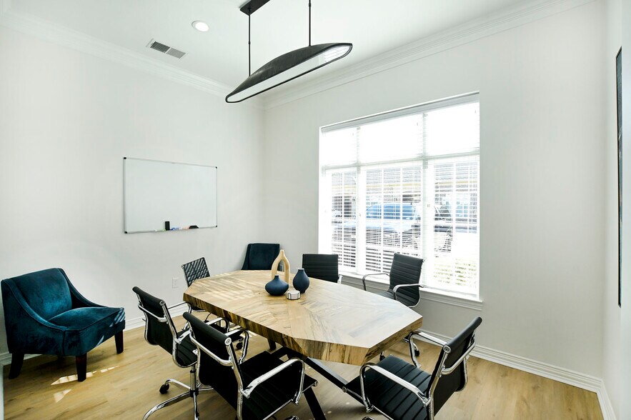 More Photos Of 7157 Colleyville Blvd, Colleyville Office For Sale