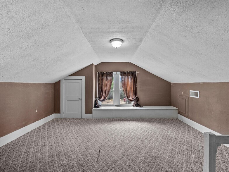 More Photos Of 3208 Highway 3, Dickinson Office Residential For Sale