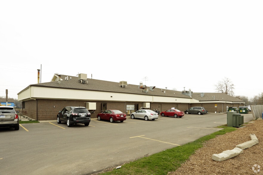 More Photos Of 302-316 Baldwin St, Jenison Freestanding For Sale