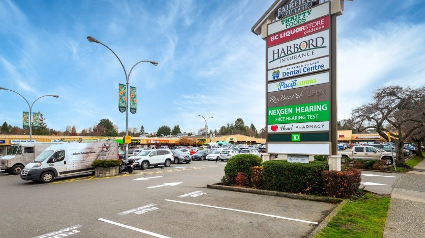 More Photos Of 1516-1590 Fairfield Rd, Victoria General Retail For Lease