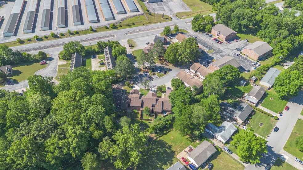 More Photos Of 162 Condor Ct, Clarksville Apartments For Sale