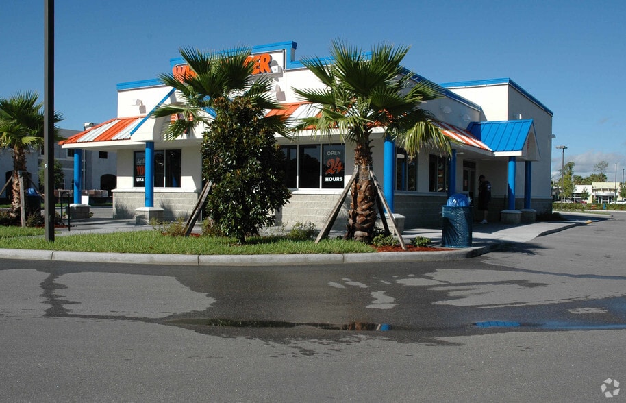 Primary Photo Of 8841 Commodity Cir, Orlando Fast Food For Sale
