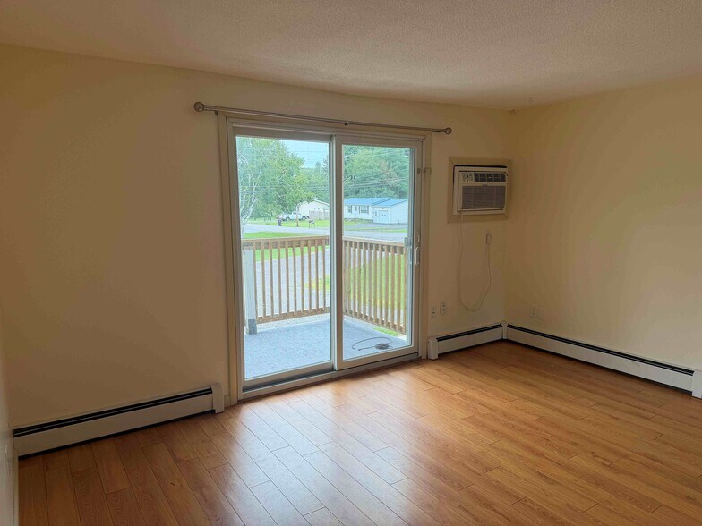 More Photos Of 8479-8481 East Ave, Gasport Apartments For Sale