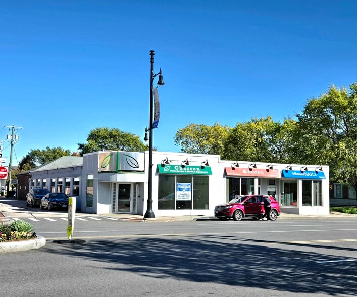 Primary Photo Of 222 Main St, Nashua Restaurant For Lease