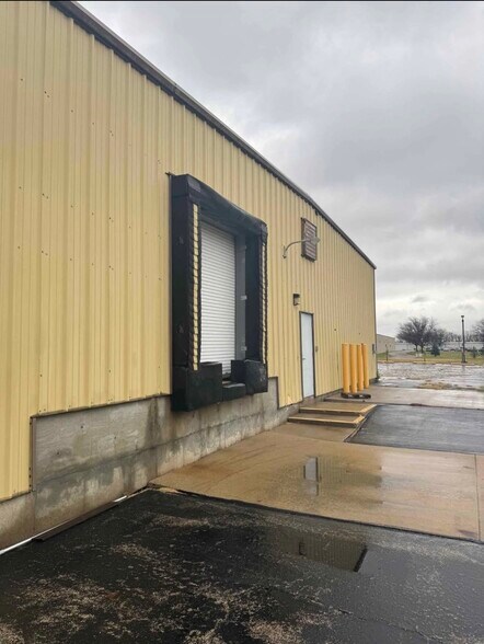 More Photos Of 3000 Industrial Dr, Freeport Refrigeration Cold Storage For Sale