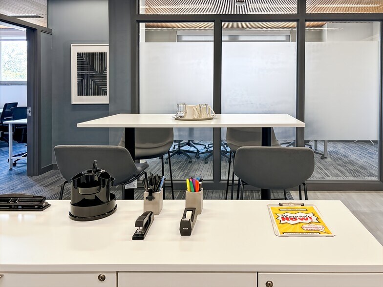 More Photos Of 2323 Grand Ave, Des Moines Coworking Space