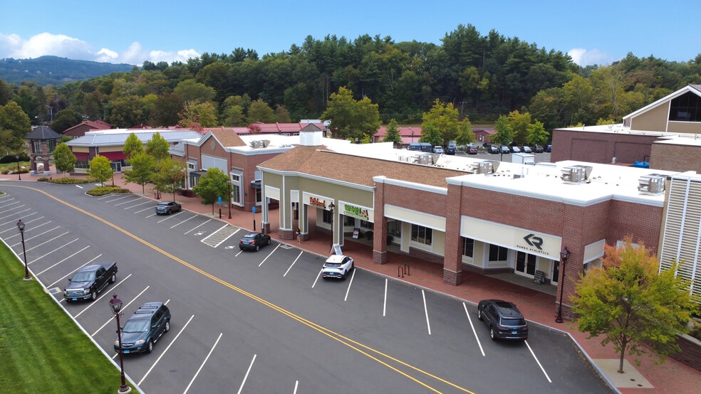 More Photos Of 21 Ensign Dr, Avon Unknown For Lease