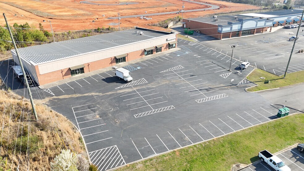 More Photos Of 150 Pearl Dr, LaFayette Restaurant For Lease