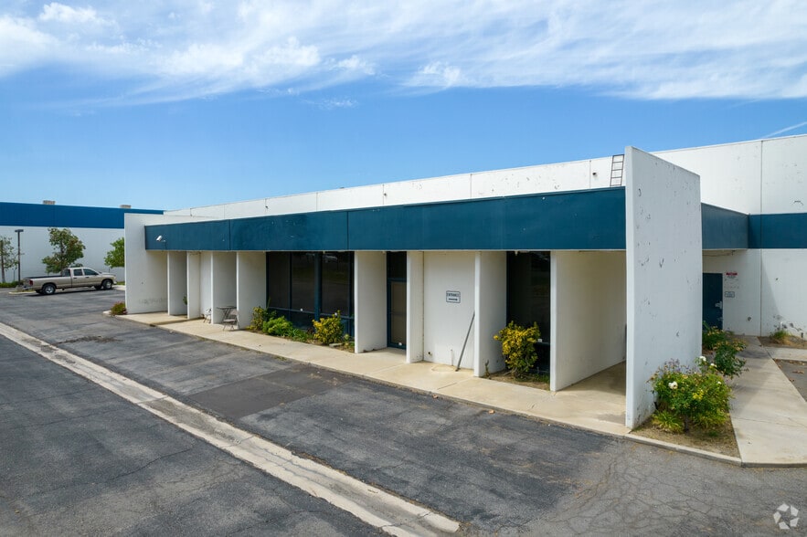 More Photos Of 6727 Columbus Ave, Riverside Manufacturing For Lease