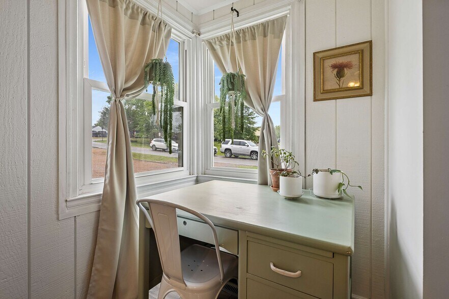More Photos Of 2818 Azalea Pl, Nashville Office Residential For Sale