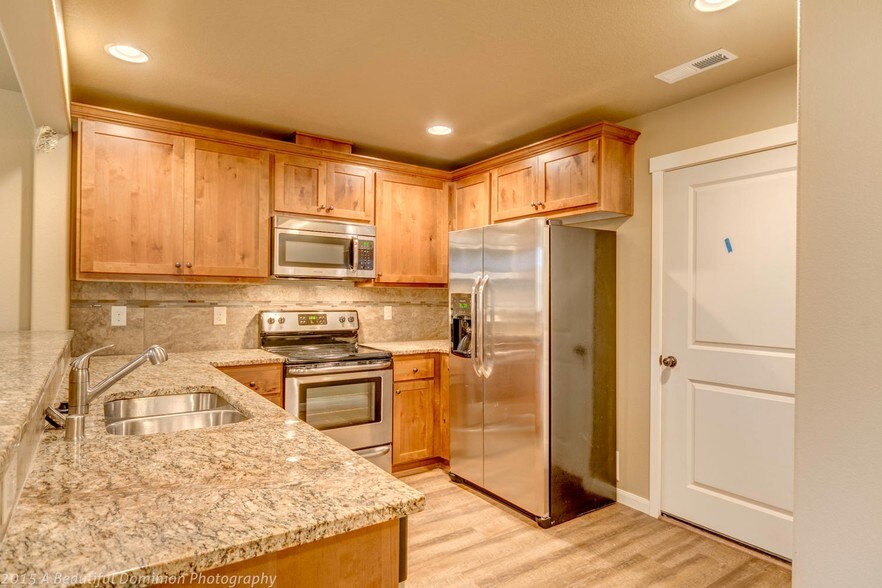 More Photos Of 9700-9816 NE 76th Way, Vancouver Apartments For Sale
