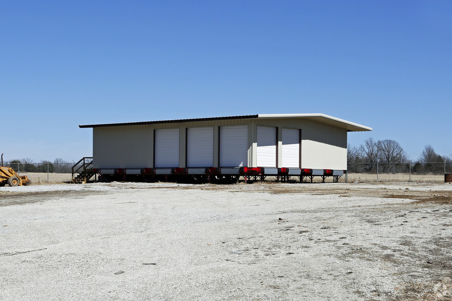 Primary Photo Of 140 Midwest Ln, Strafford Truck Terminal For Lease