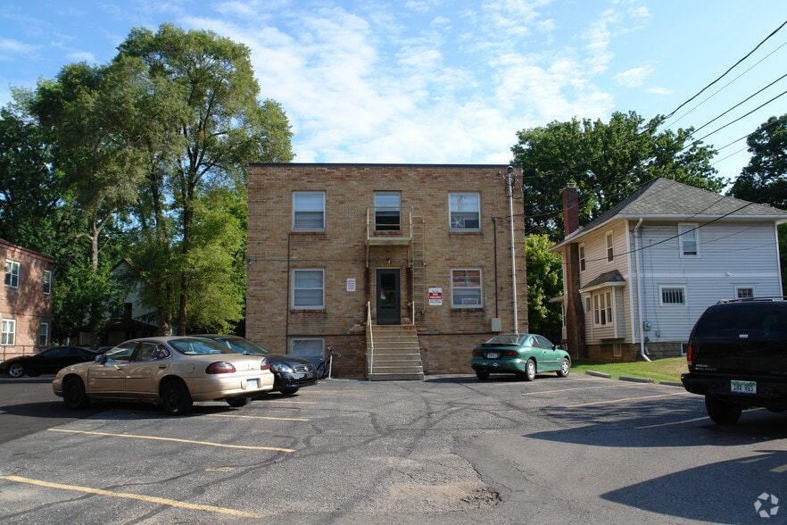 More Photos Of 408 Ann St, East Lansing Apartments For Sale