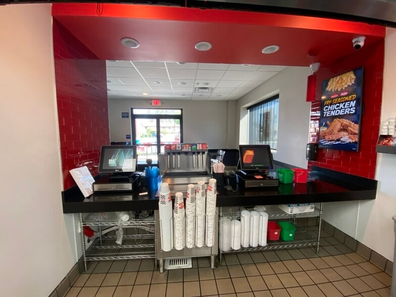 More Photos Of 10642 Katella Ave, Garden Grove Fast Food For Lease