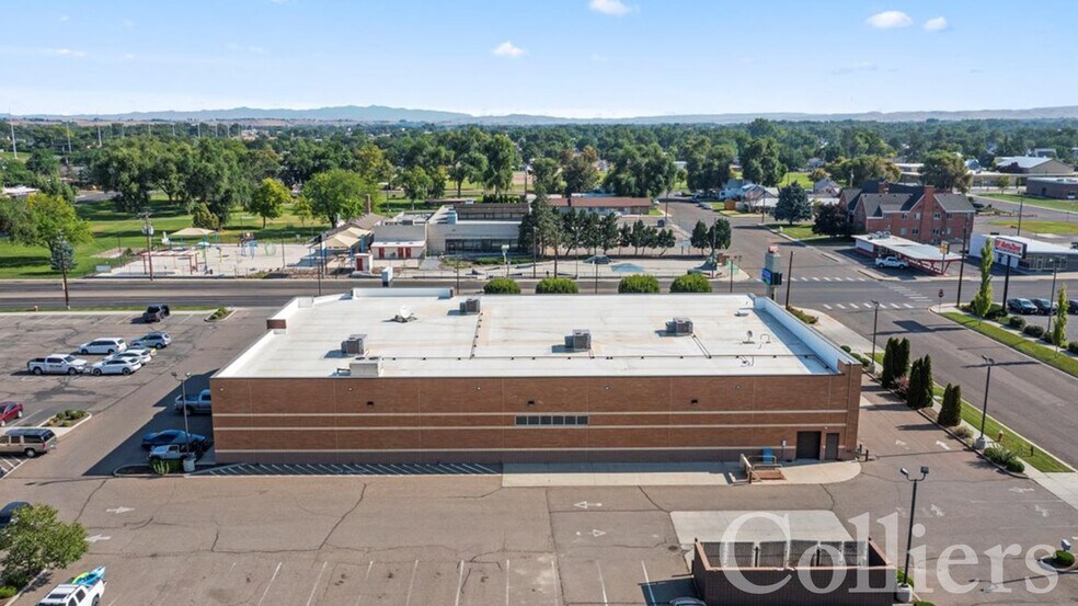 More Photos Of 728 SW 4th Ave, Ontario Drugstore For Sale