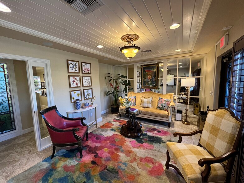 More Photos Of 6600 10th Ave N, Saint Petersburg Medical For Lease