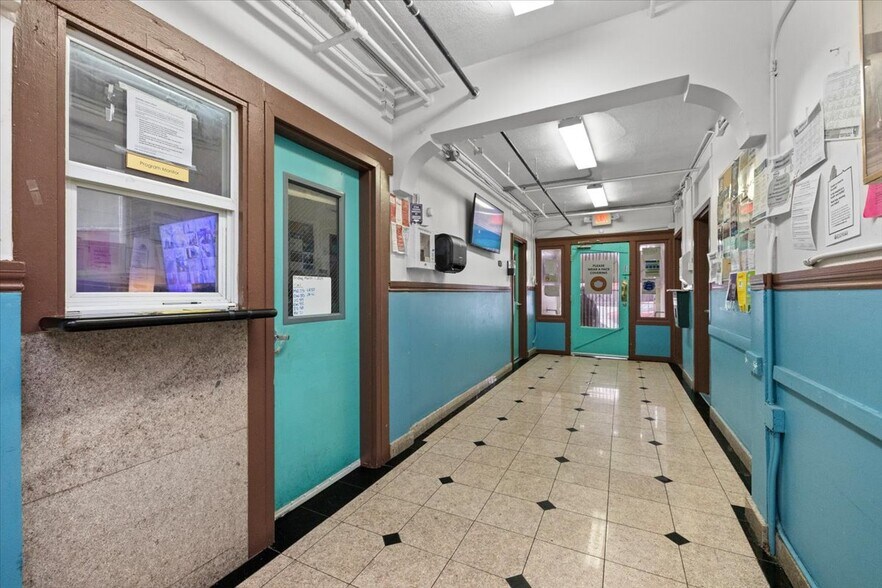 More Photos Of 420 Eddy St, San Francisco Specialty For Sale