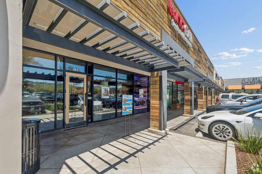 More Photos Of 4500-4550 Van Nuys Blvd, Van Nuys Unknown For Lease