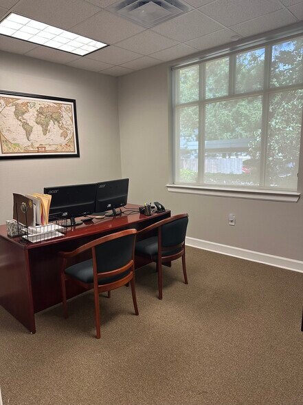 More Photos Of 16000 Park Ten Pl, Houston Medical For Sale