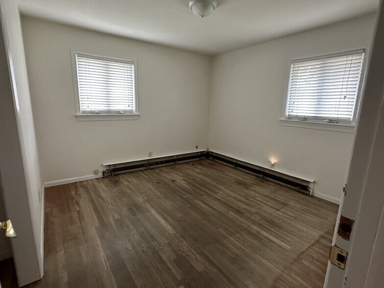 More Photos Of 208 E Island Dr, Eastlake Land For Sale